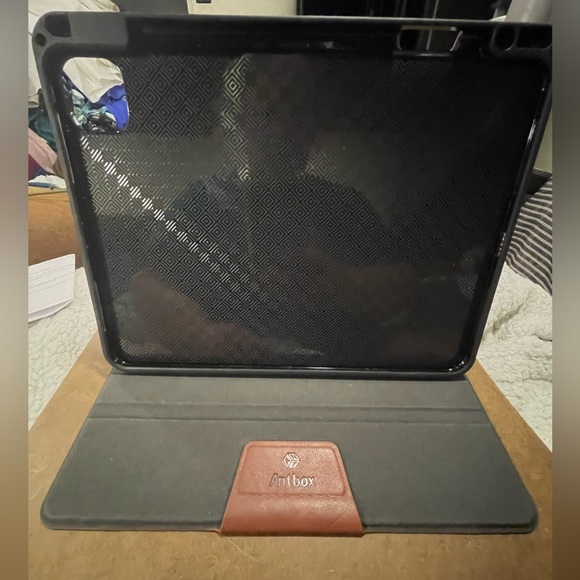 NEW - Antbox Case for iPad Pro 11” - - PU Leather - Picture 12 of 16